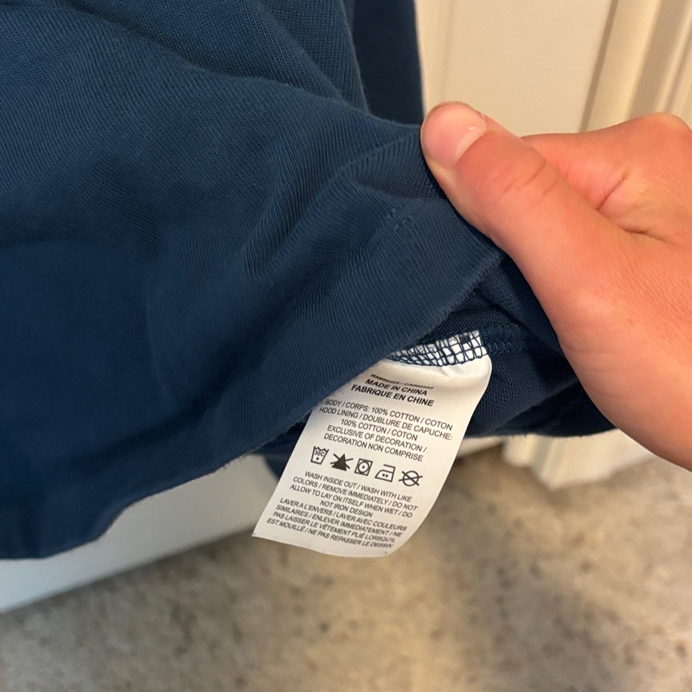 Nike Cropped Blue Pullover Hoodie - Picture 4 of 4